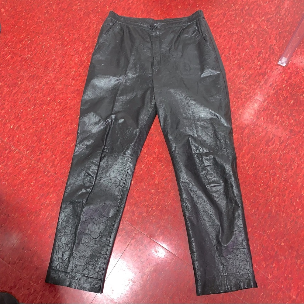 VINTAGE 80s BLACK LEATHER PANTS MADE IN ITALY HIGH WAIST SZ M-L